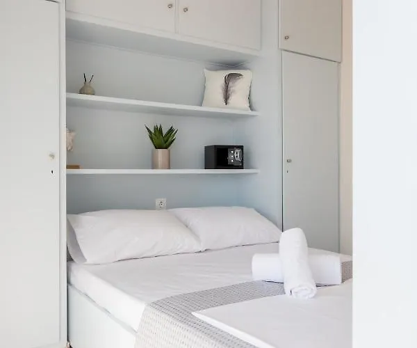 Getaway - Cozy And Quiet Nest Lägenhet